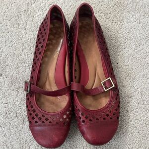 Nurture Burgundy Cutout Flats